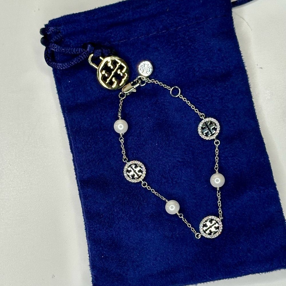 Tory Burch Crystal Logo & Pearl Station Bracelet Silver-Tone 7” Jewelry